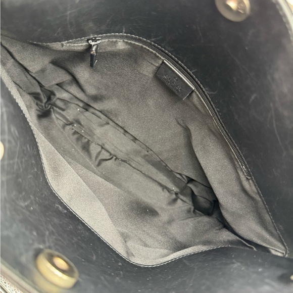 Gucci-Authentic-Guccisima Large Black Shoulder Bag Rare - Picture 10 of 16